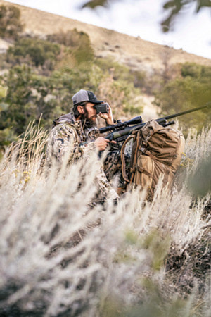 PictureOne device. All the range and ballistic data you need to make the shot of a lifetime, every time. For precision shooters and long-range hunters, the fully loaded Razor HD 4000 GB accelerates your speed to target, helping you range with first-shot confidence at pushbutton speed. Built rugged to meet the demands of competition and tough Western hunting, this all-in-one range and ballistic solver lets you choose from three, preloaded ballistic profiles or create custom ones of your own. Two wind modes. Two range and four target modes. Combined with built-in environmental sensors, advanced GeoBallistic ballistic solver for in-display ballistic solutions, and the ability to pair with Kestrel devices, the Razor HD 4000 GB puts a new world of shot-calling precision in the palm of your hand.